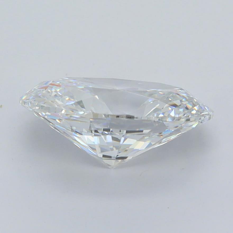 2.01 Carat Oval Lab Diamond :: Greenstar spin frame 02