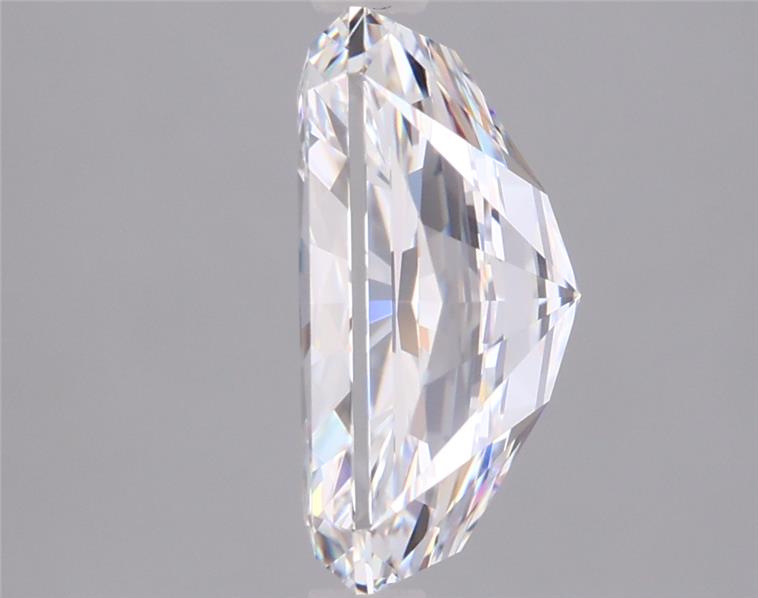 3.07 Carat Radiant Lab Diamond :: Greenstar spin frame 02