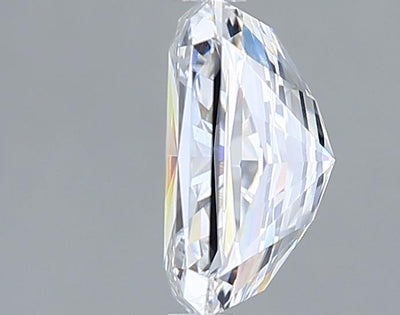 2.50 Carat Radiant Lab Diamond :: Greenstar spin frame 02