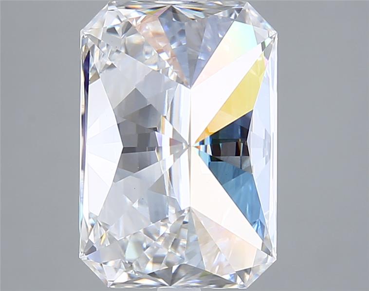 5.06 Carat Radiant Lab Diamond :: Greenstar spin frame 02