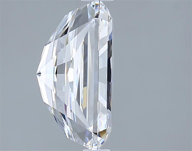 3.00 Carat Radiant Lab Diamond :: Greenstar spin frame 02