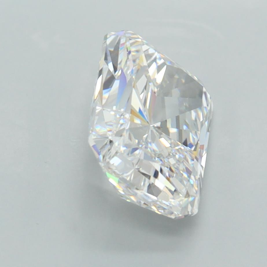 2.56 Carat Radiant Lab Diamond :: Greenstar spin frame 02