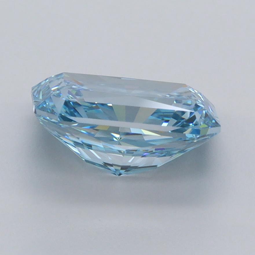 2.02 Carat Radiant Lab Diamond :: Greenstar spin frame 02