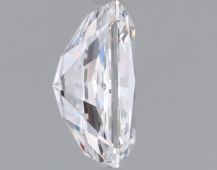 1.03 Carat Radiant Lab Diamond :: Greenstar spin frame 02