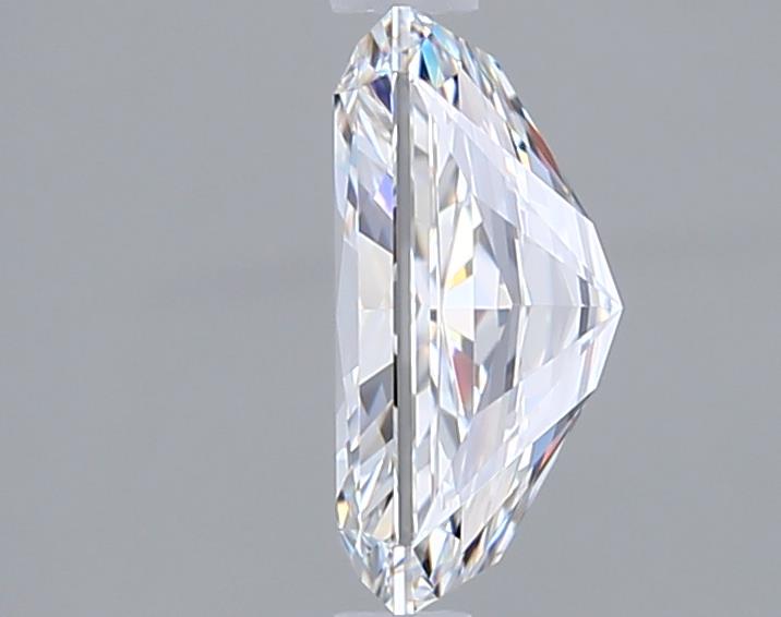 2.23 Carat Radiant Lab Diamond :: Greenstar spin frame 02