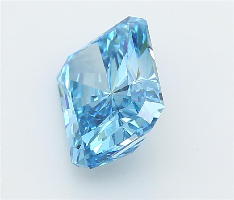 3.02 Carat Radiant Lab Diamond :: Greenstar spin frame 02