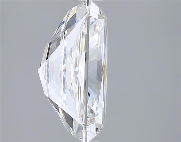 5.01 Carat Radiant Lab Diamond :: Greenstar spin frame 02