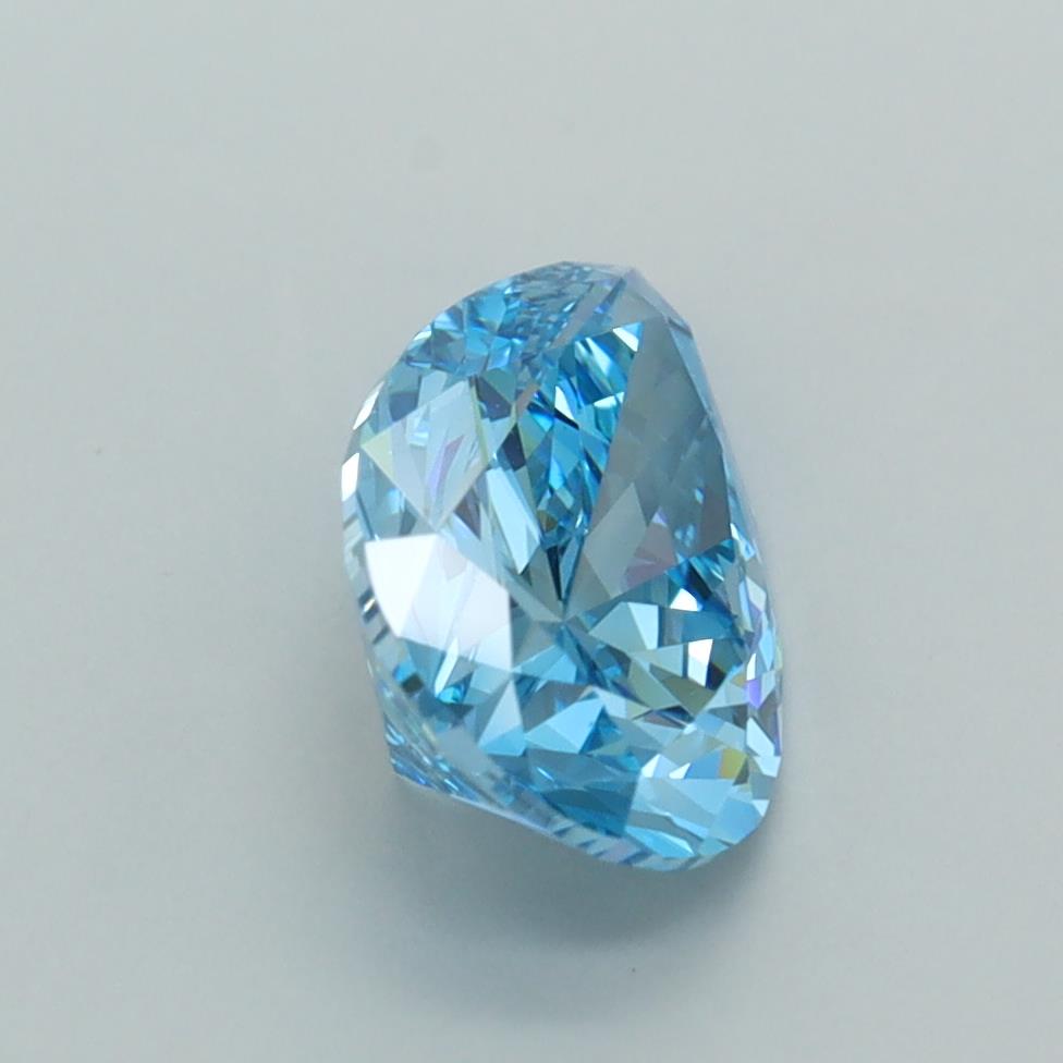 2.01 Carat Pear Lab Diamond :: Greenstar spin frame 02