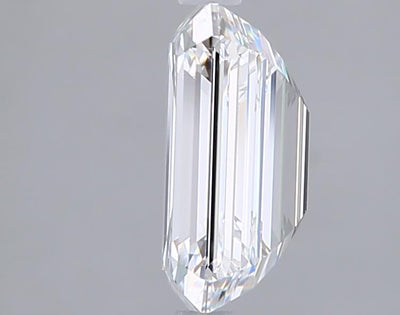 3.00 Carat Emerald Lab Diamond :: Greenstar spin frame 02