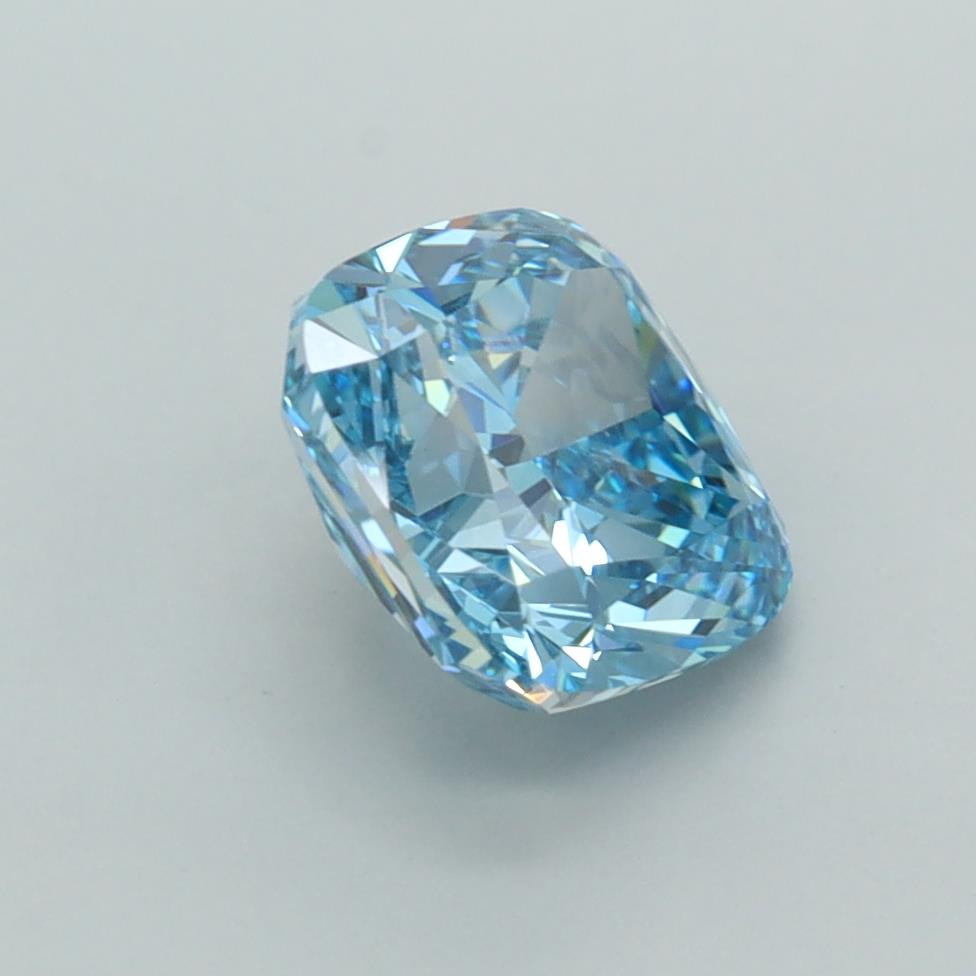 2.03 Carat Cushion Lab Diamond :: Greenstar spin frame 02