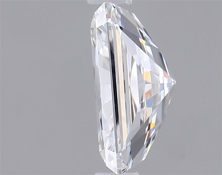 1.00 Carat Radiant Lab Diamond :: Greenstar spin frame 02