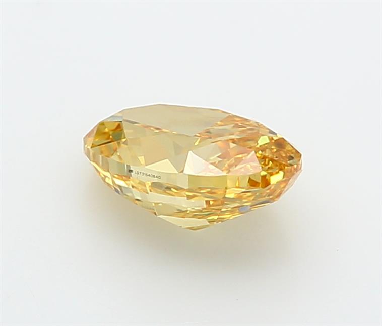 1.56 Carat Oval Lab Diamond :: Greenstar spin frame 02