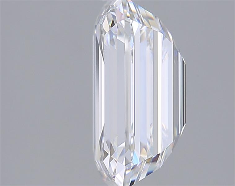 2.20 Carat Emerald Lab Diamond :: Greenstar spin frame 02