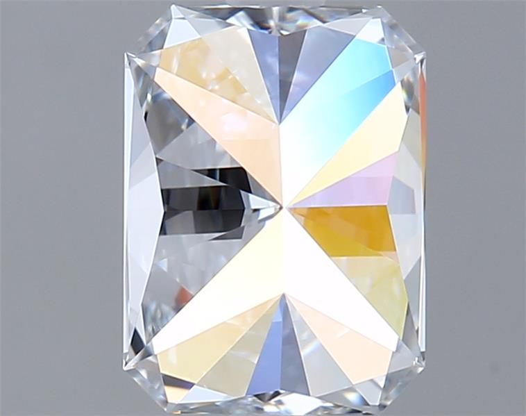 2.03 Carat Radiant Lab Diamond :: Greenstar spin frame 02