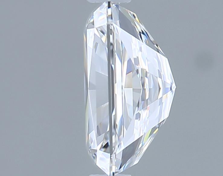 1.55 Carat Radiant Lab Diamond :: Greenstar spin frame 02