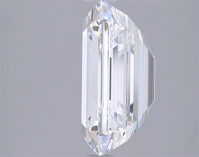 3.85 Carat Emerald Lab Diamond :: Greenstar spin frame 02