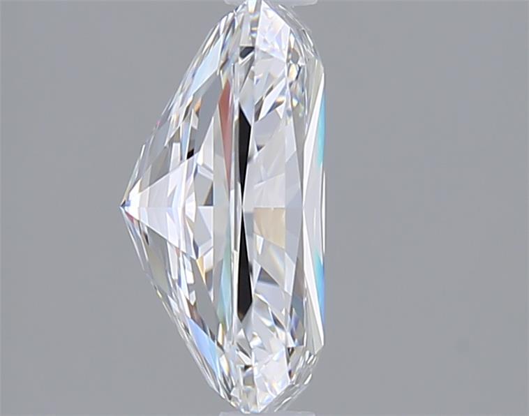2.16 Carat Radiant Lab Diamond :: Greenstar spin frame 02