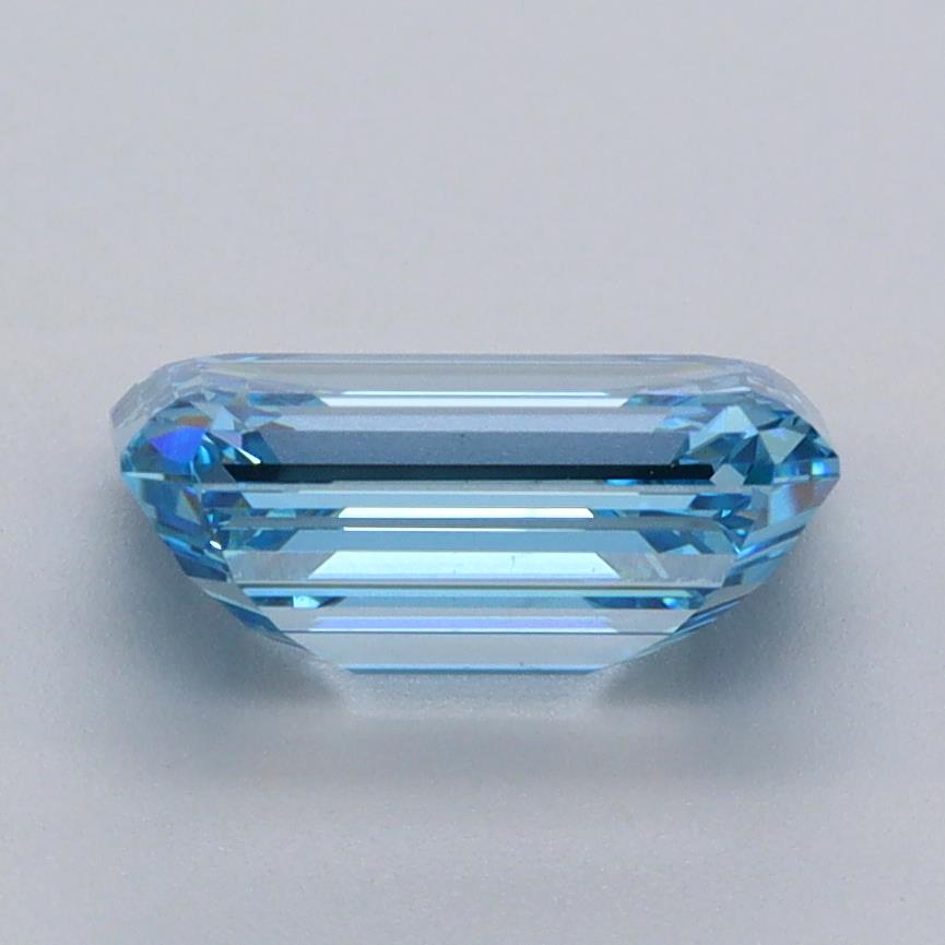 2.02 Carat Emerald Lab Diamond :: Greenstar spin frame 02