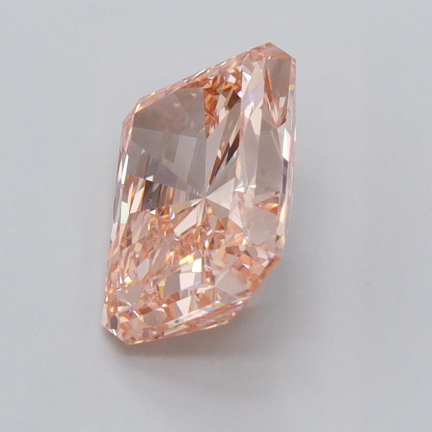 2.04 Carat Radiant Lab Diamond :: Greenstar spin frame 02