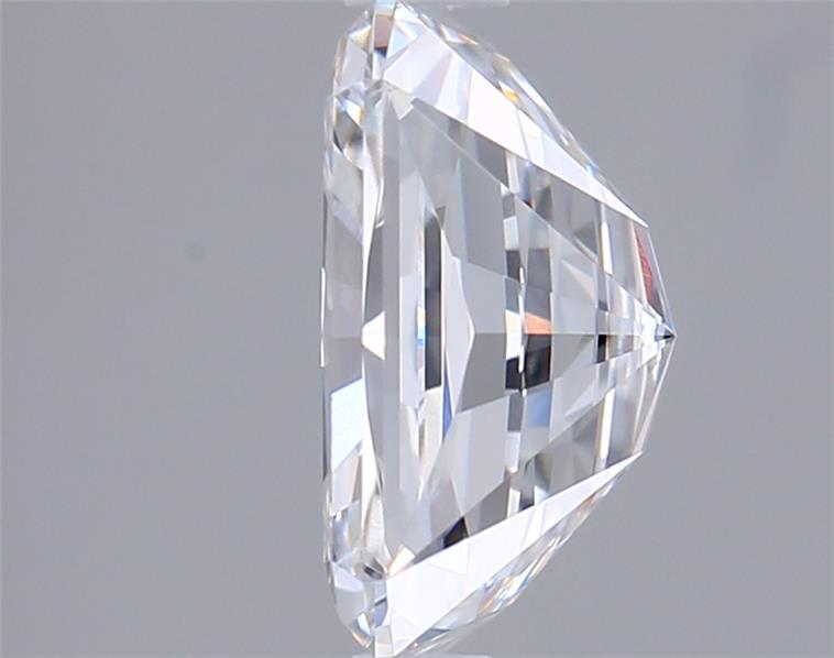 2.06 Carat Radiant Lab Diamond :: Greenstar spin frame 02