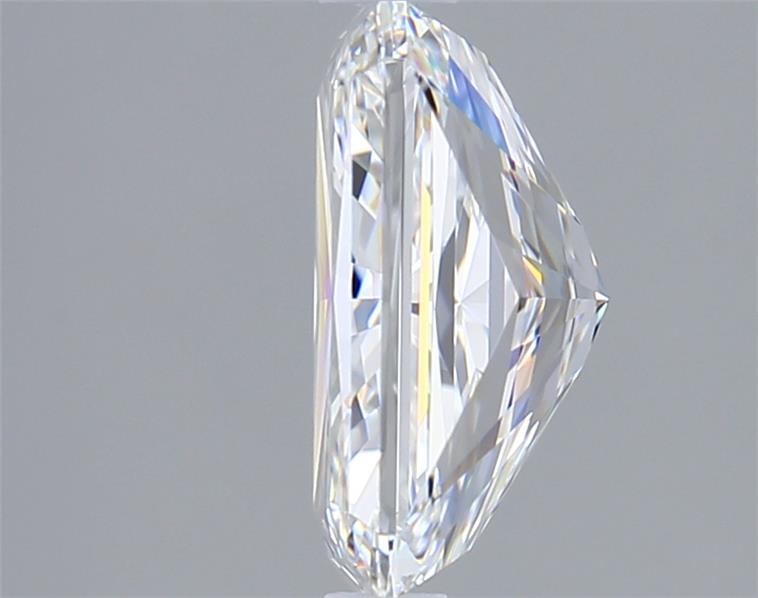 2.02 Carat Radiant Lab Diamond :: Greenstar spin frame 02
