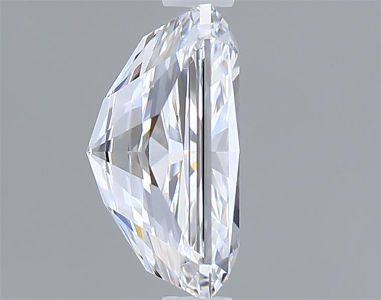 1.52 Carat Radiant Lab Diamond :: Greenstar spin frame 02