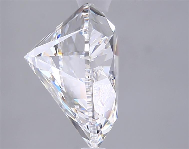 5.04 Carat Heart Lab Diamond :: Greenstar spin frame 02