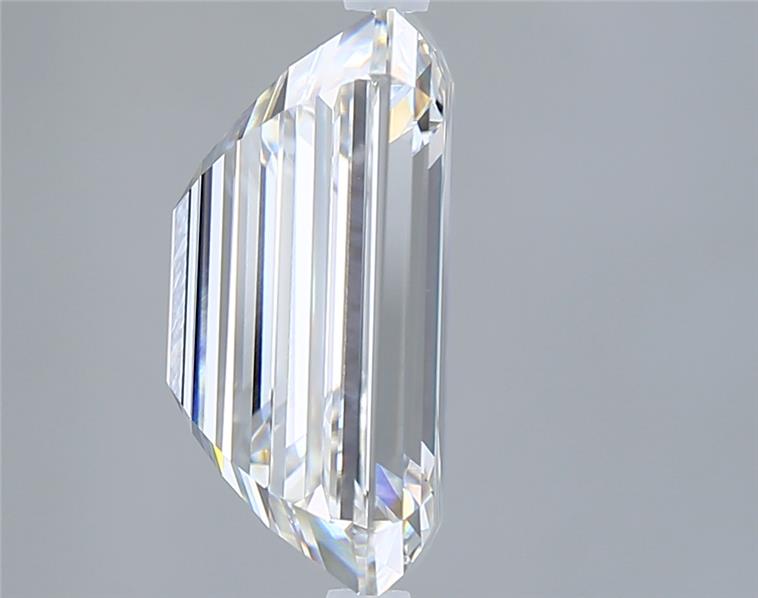 7.04 Carat Emerald Lab Diamond :: Greenstar spin frame 02