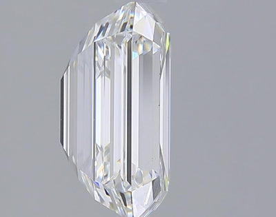 2.52 Carat Emerald Lab Diamond :: Greenstar spin frame 02