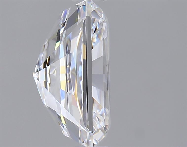 2.03 Carat Radiant Lab Diamond :: Greenstar spin frame 02