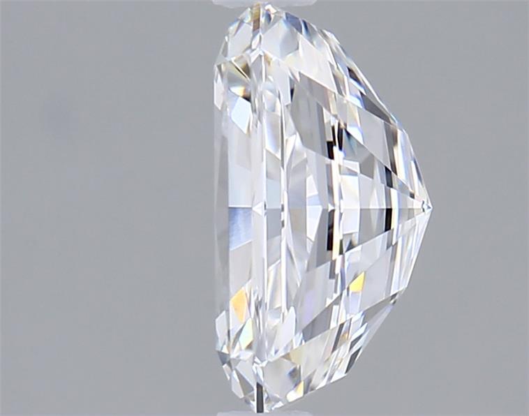 2.01 Carat Radiant Lab Diamond :: Greenstar spin frame 02