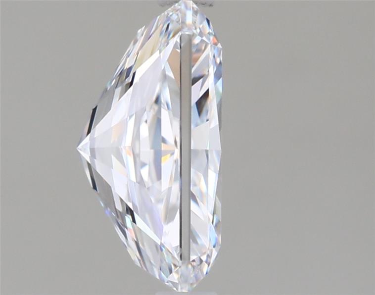 2.02 Carat Radiant Lab Diamond :: Greenstar spin frame 02