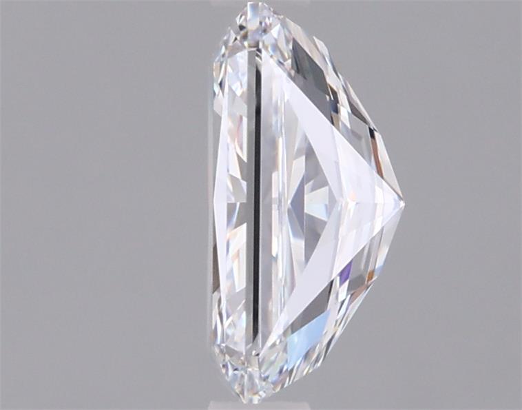 1.51 Carat Radiant Lab Diamond :: Greenstar spin frame 02