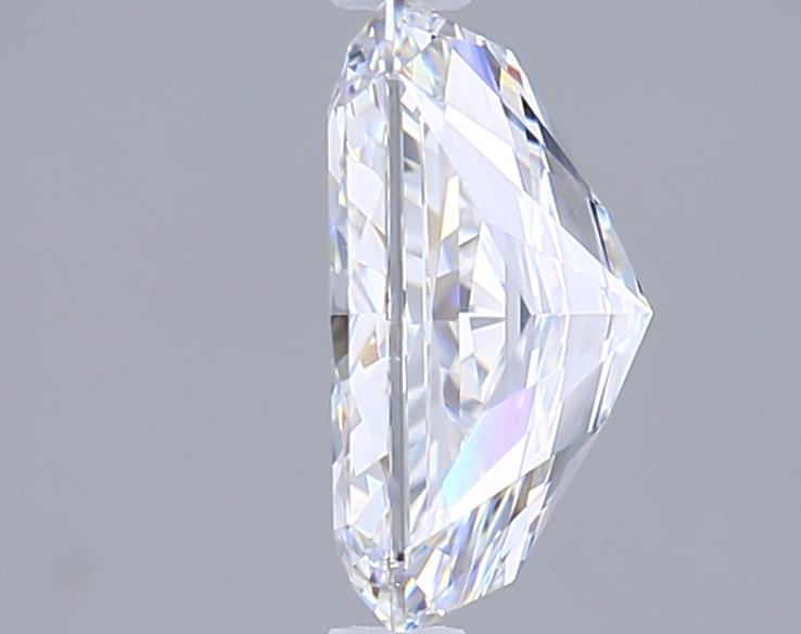 2.09 Carat Radiant Lab Diamond :: Greenstar spin frame 02