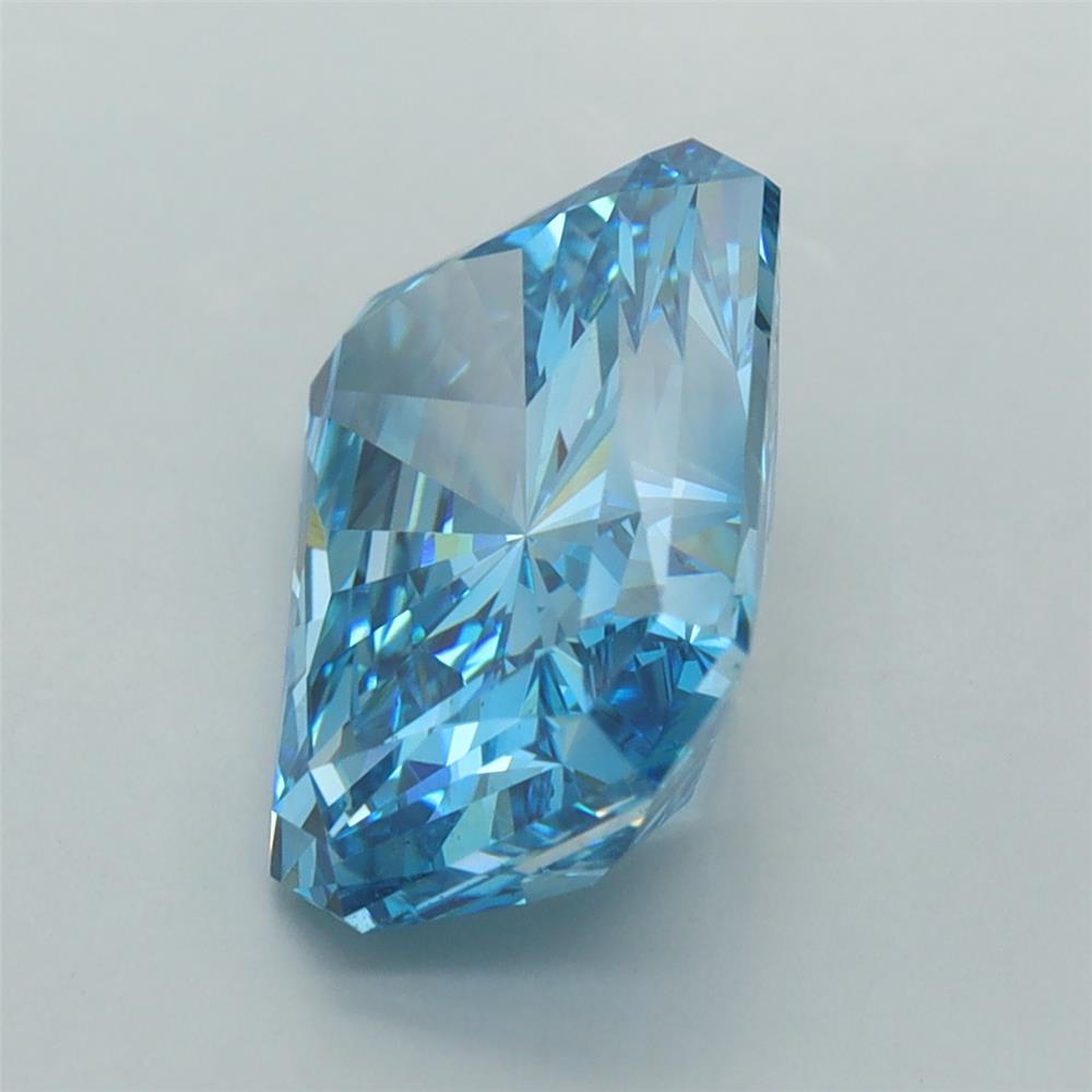 5.05 Carat Radiant Lab Diamond :: Greenstar spin frame 02