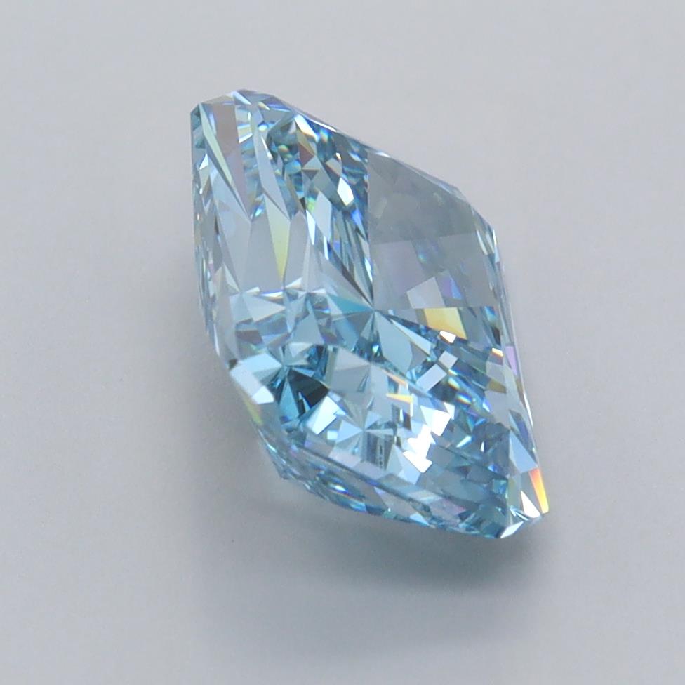 3.01 Carat Radiant Lab Diamond :: Greenstar spin frame 02