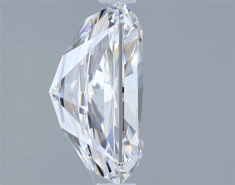 2.65 Carat Radiant Lab Diamond :: Greenstar spin frame 02
