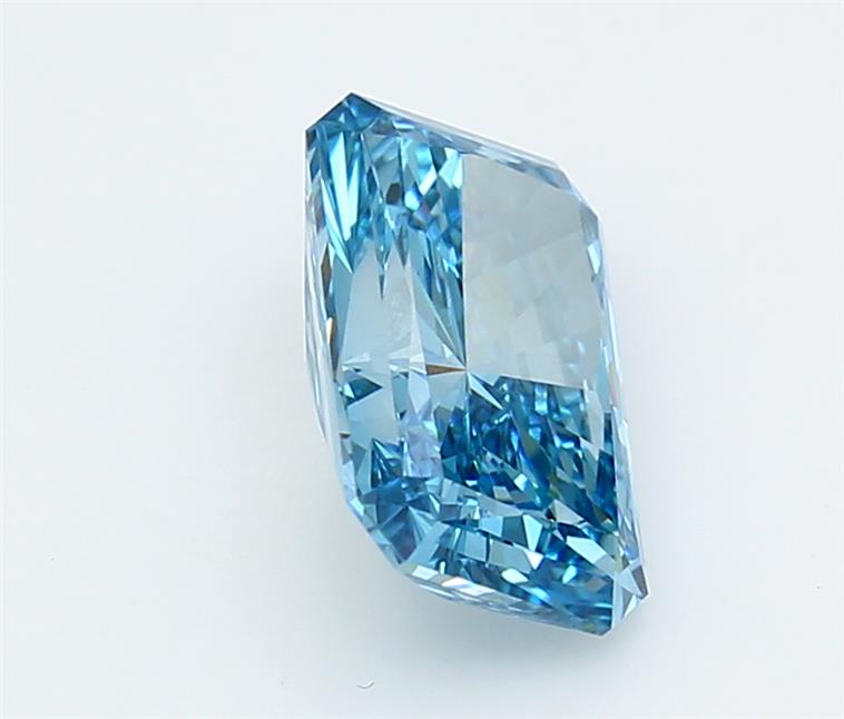 3.05 Carat Radiant Lab Diamond :: Greenstar spin frame 02