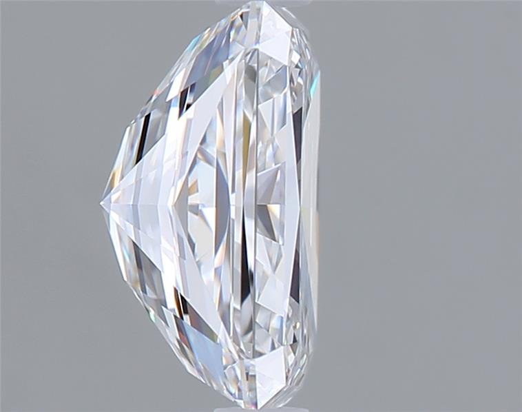 1.79 Carat Radiant Lab Diamond :: Greenstar spin frame 02
