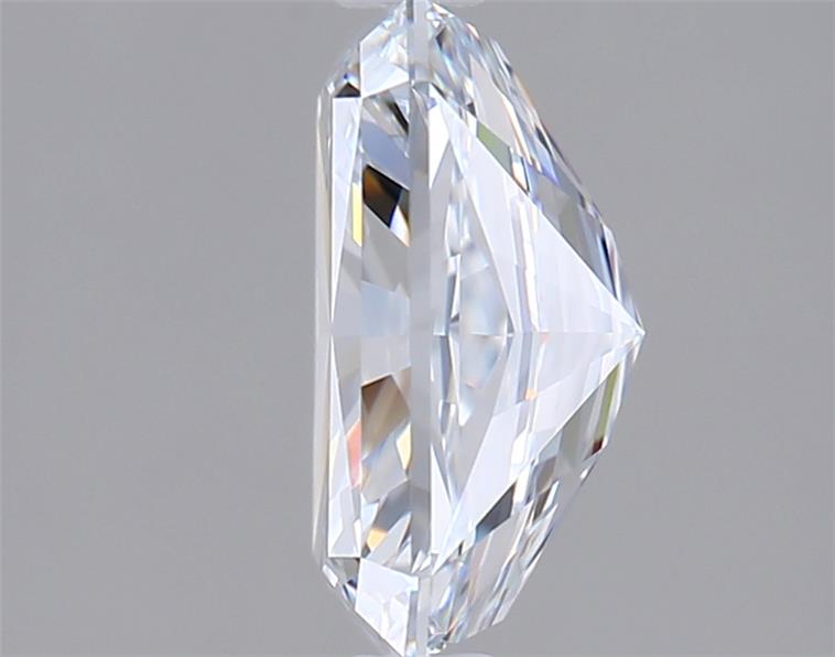 2.02 Carat Radiant Lab Diamond :: Greenstar spin frame 02