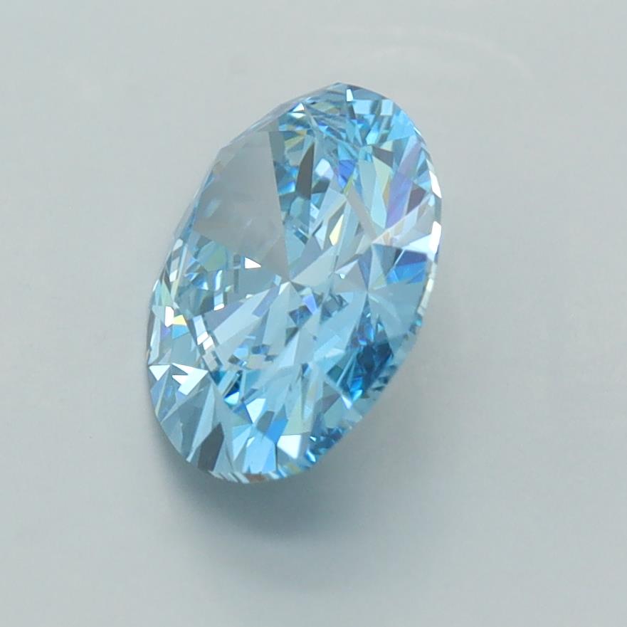 1.94 Carat Oval Lab Diamond :: Greenstar spin frame 02