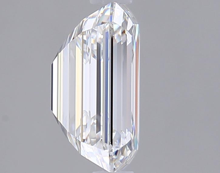 2.00 Carat Emerald Lab Diamond :: Greenstar spin frame 02