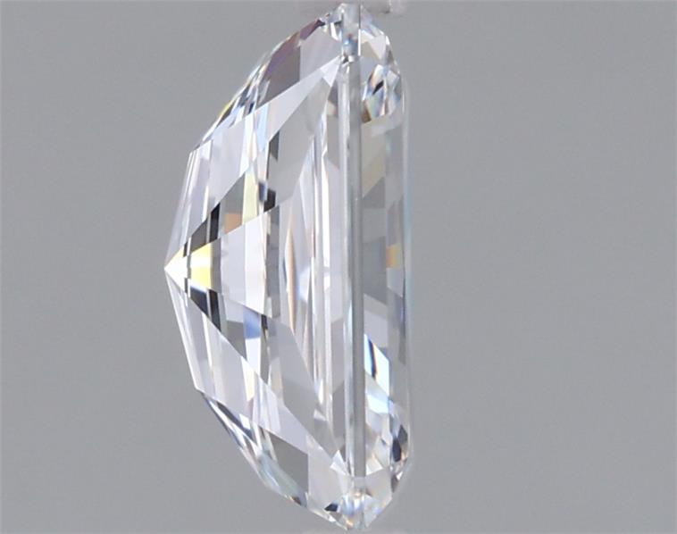 1.52 Carat Radiant Lab Diamond :: Greenstar spin frame 02