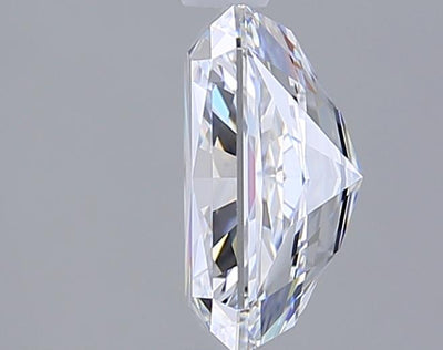 2.05 Carat Radiant Lab Diamond :: Greenstar spin frame 02