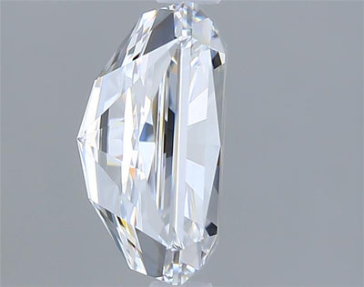 2.02 Carat Radiant Lab Diamond :: Greenstar spin frame 02
