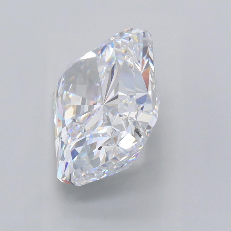 3.00 Carat Radiant Lab Diamond :: Greenstar spin frame 02
