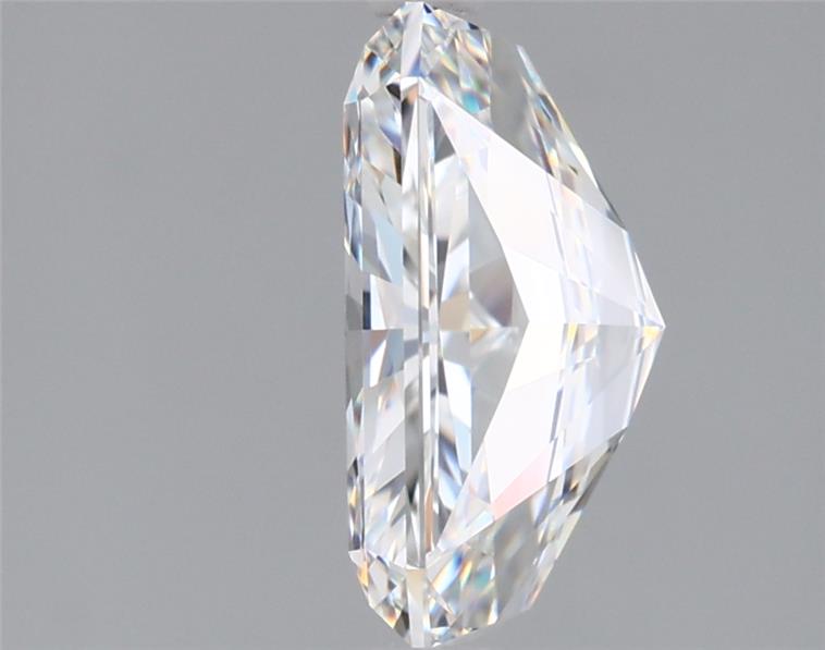 3.01 Carat Radiant Lab Diamond :: Greenstar spin frame 02