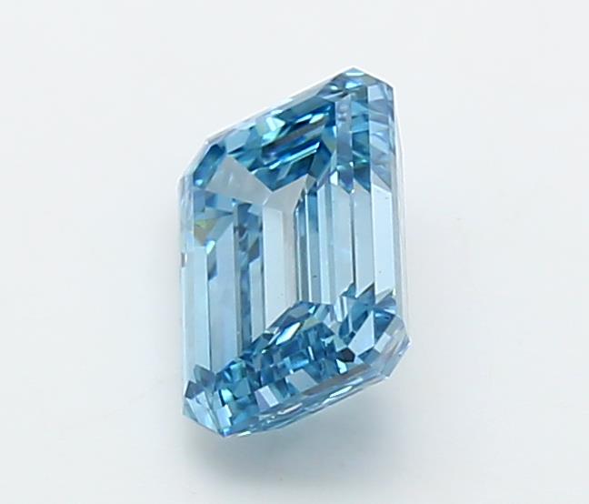 1.53 Carat Emerald Lab Diamond :: Greenstar spin frame 02