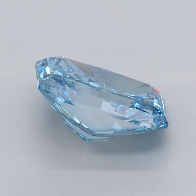 1.47 Carat Radiant Lab Diamond :: Greenstar spin frame 02