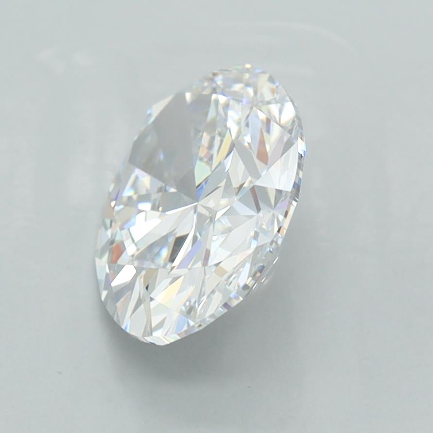2.21 Carat Oval Lab Diamond :: Greenstar spin frame 02
